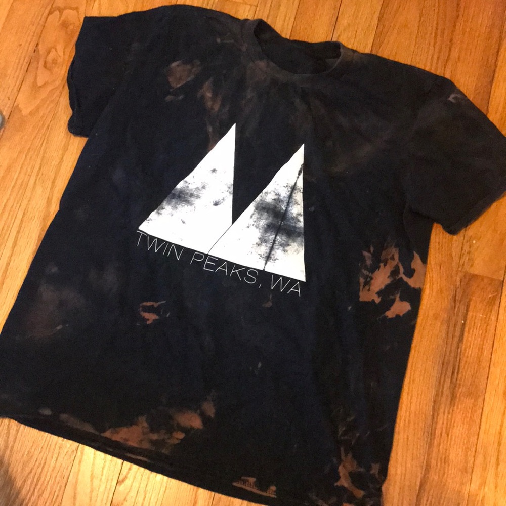 Twin Peaks Distressed Shirt
